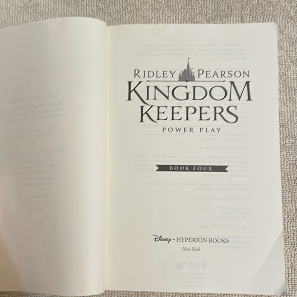 📚2/$6  Power Play #4 in the Kingdom Keepers Series - Picture 7 of 12